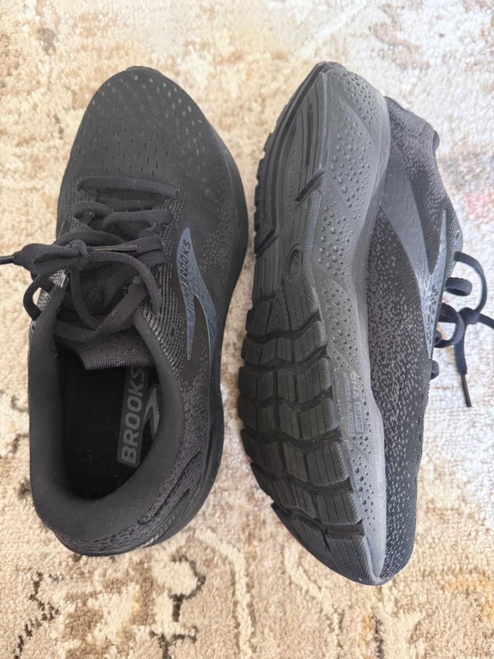 Brooks women’s All-Black Mesh Running Shoes